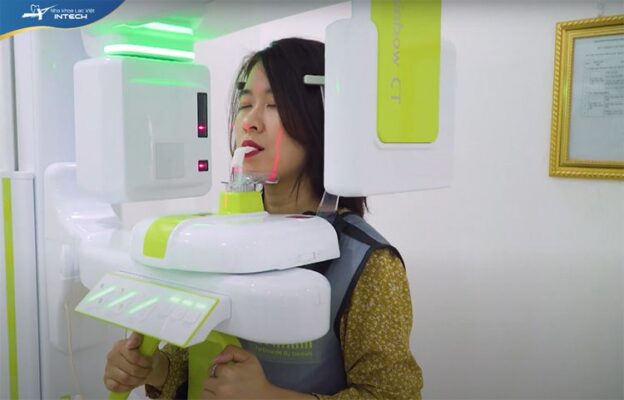 Bảng giá niềng răng mắc cài trong suốt tại Vinh - Nghệ An mới nhất 2 cong nghe nieng rang thua 624x400 3