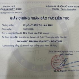 Bac si nieng rang Lan Anh nha khoa Lac Viet Intech
